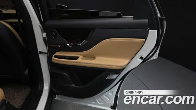 Lincoln Corsair Corsair 2.0 Reserve AWD — Фото автомобиля 20