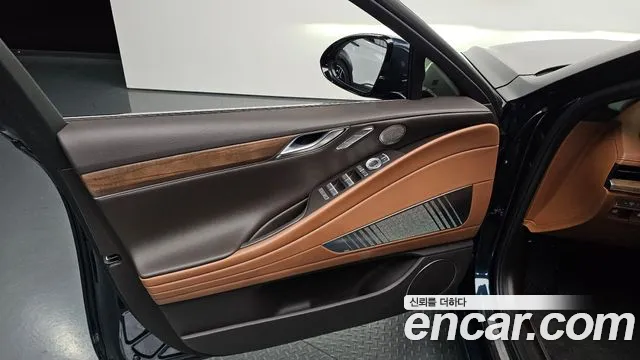 Genesis G80 Electrified G80 (RG3) — Фото автомобиля 22