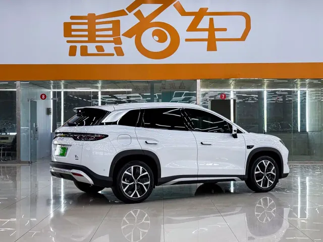BYD Song L DM-i — Фото автомобиля 23