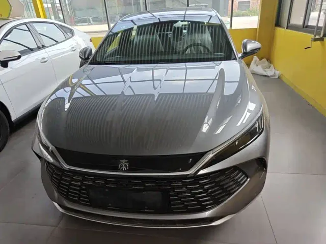 BYD Qin L — Фото автомобиля 2