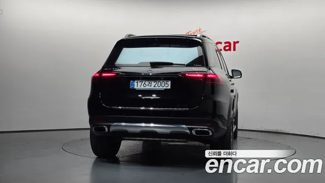 Mercedes-Benz GLE-Class — Фото автомобиля 4