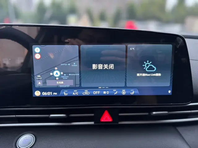 Hyundai Elantra — Фото автомобиля 14