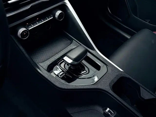 Geely Binyue — Фото автомобиля 18