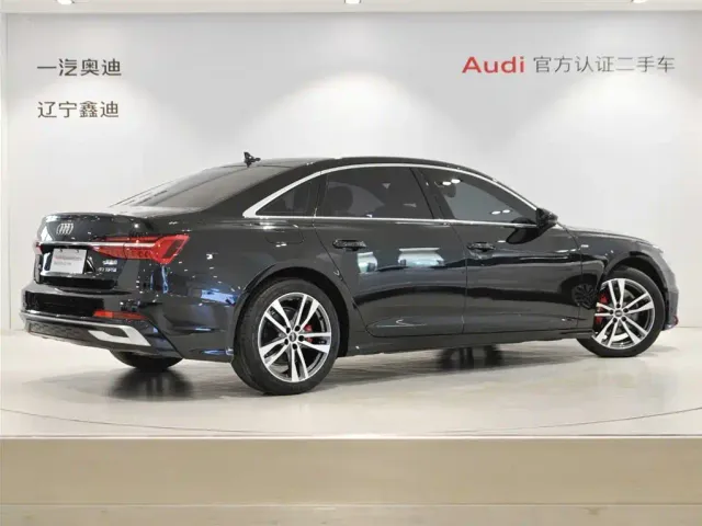 Audi A6L — Фото автомобиля 4