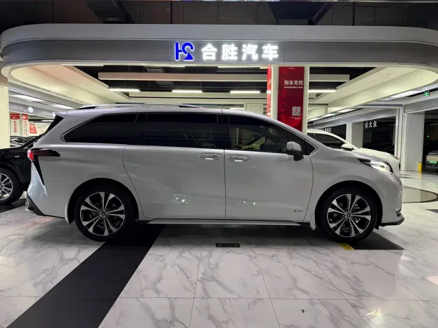 Toyota Granvia — Фото автомобиля 6