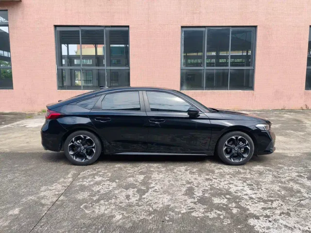 Honda Civic — Фото автомобиля 4