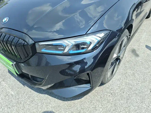 BMW i3 — Фото автомобиля 23