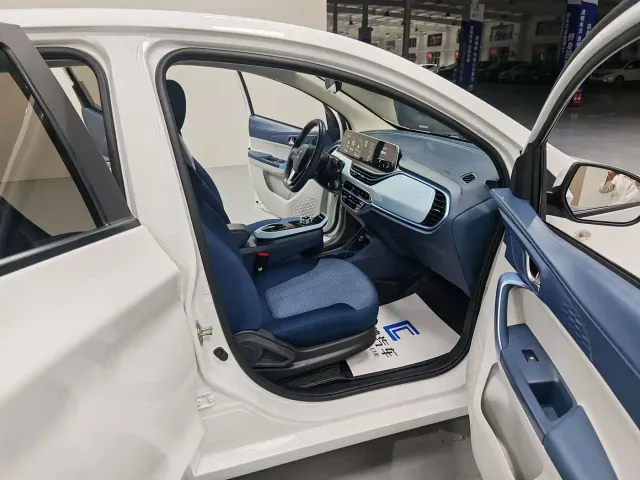 Changan Benben E-Star — Фото автомобиля 10