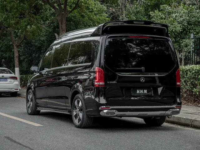 Mercedes-Benz V-Class — Фото автомобиля 4