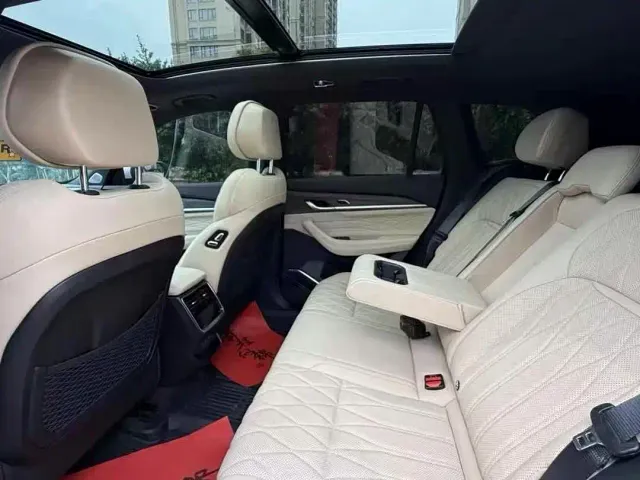 Geely Xingyue L — Фото автомобиля 6