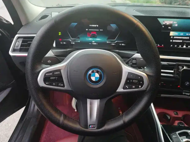 BMW i3 — Фото автомобиля 15