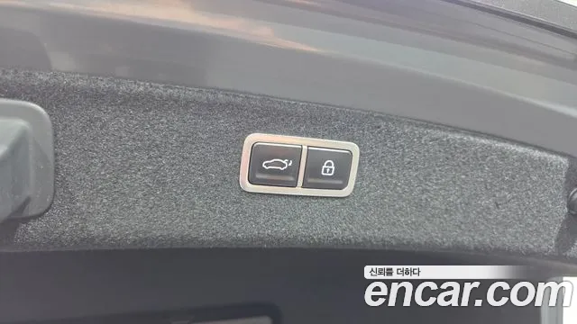 Genesis G80 Бензин 2.5 турбо 2WD — Фото автомобиля 30