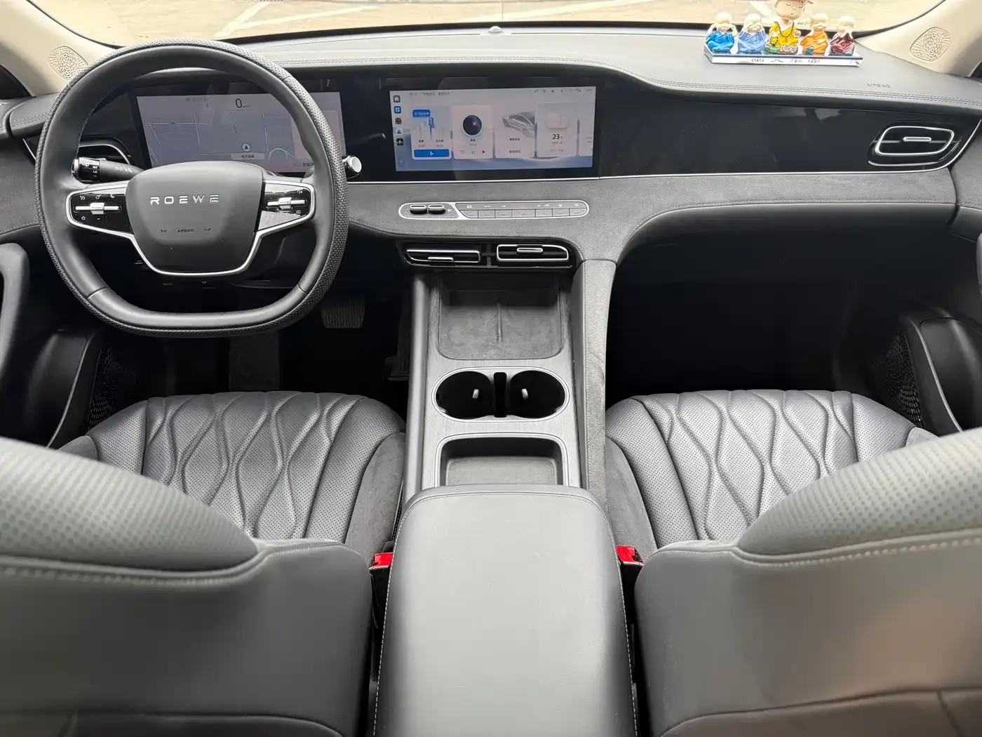 Roewe Roewe D7 2023 DMH 125km Excellence Edition — Фото автомобиля 6