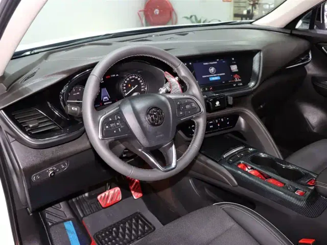 Buick Envision S — Фото автомобиля 10