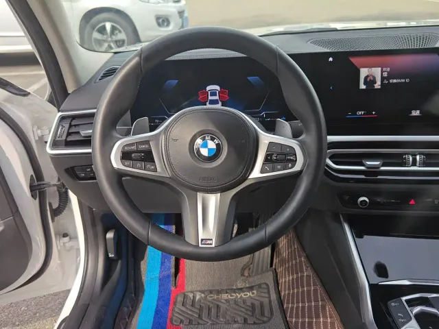 BMW 3 Series — Фото автомобиля 11