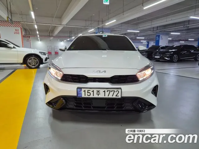 Фотография автомобиля — Kia K3