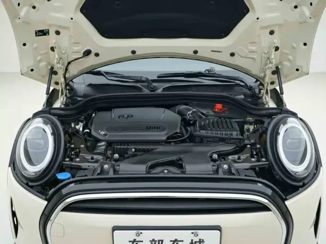 MINI Hatch — Фото автомобиля 6