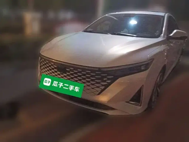 Фотография автомобиля — Changan Raeton Plus