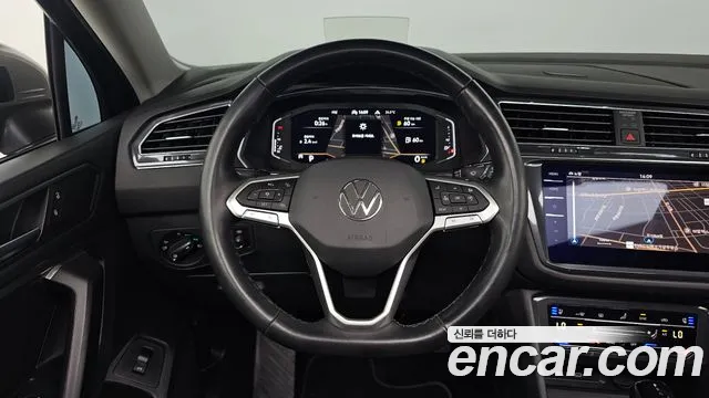 Volkswagen Tiguan — Фото автомобиля 13