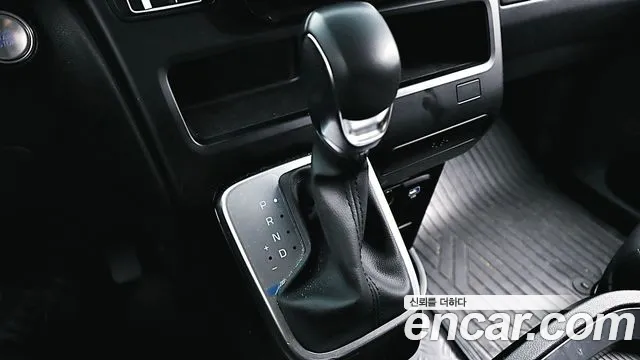Hyundai Staria — Фото автомобиля 9