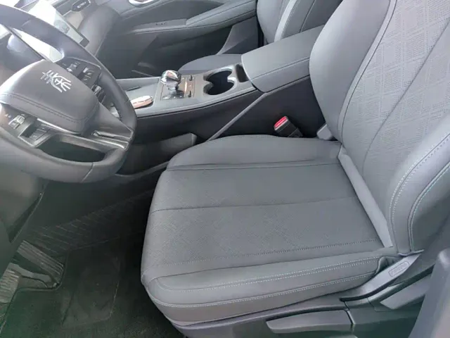 BYD Qin PLUS — Фото автомобиля 14