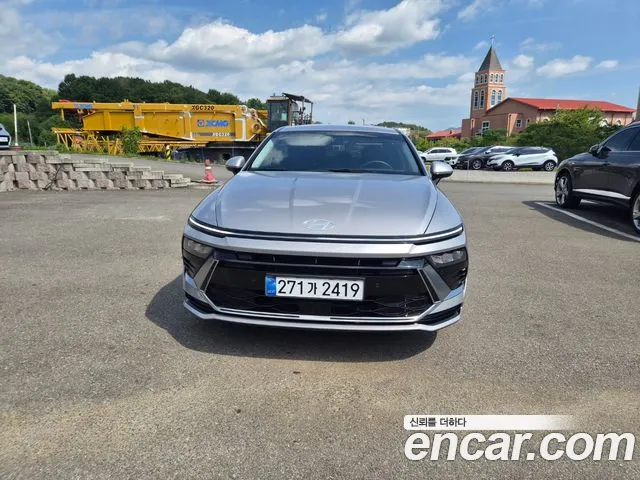 Фотография автомобиля — Hyundai Sonata DN8