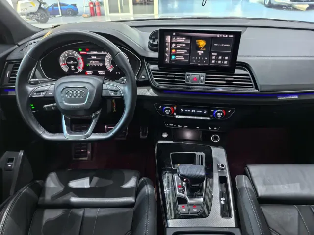 Audi Q5L — Фото автомобиля 9