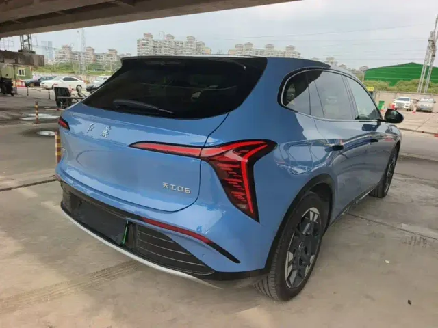 Hongqi Tiangong 06 — Фото автомобиля 6