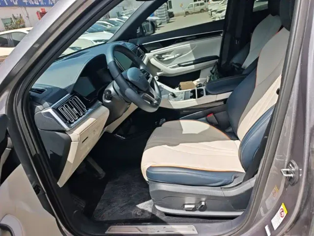 BYD Song PLUS — Фото автомобиля 10