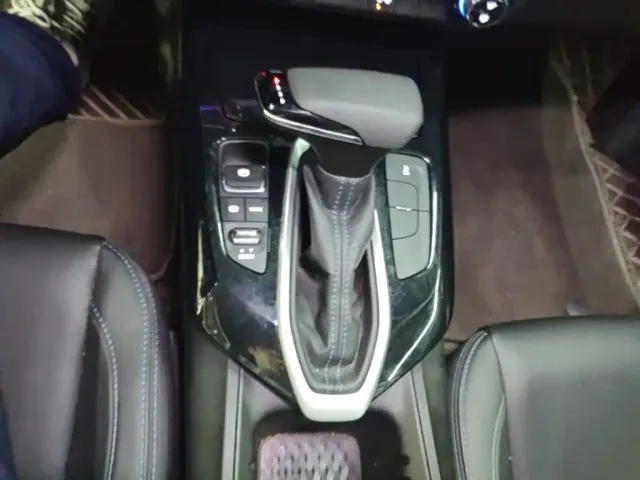 Chevrolet Menlo — Фото автомобиля 9