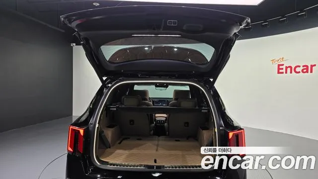 Kia Sorento Бензин 2.5T 2WD — Фото автомобиля 8