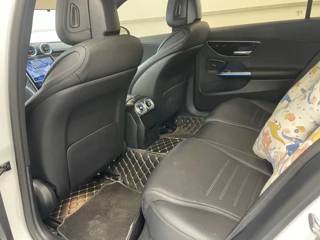 Mercedes-Benz C-Class — Фото автомобиля 10