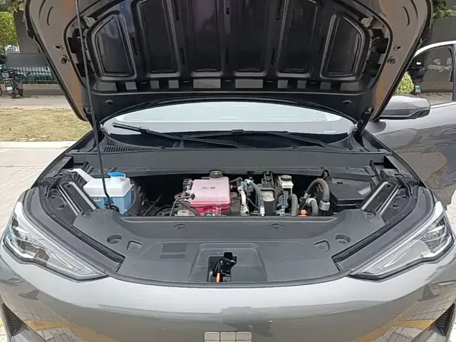 Geely Galaxy E5 — Фото автомобиля 16