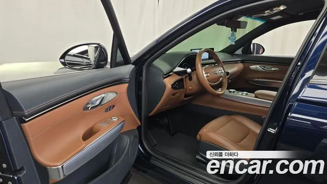 Genesis GV70 2.5T Бензин AWD — Фото автомобиля 10