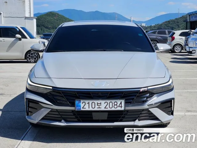 Фотография автомобиля — Hyundai Avante CN7