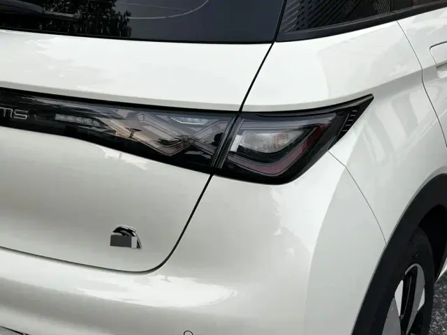 BYD Dolphin — Фото автомобиля 14