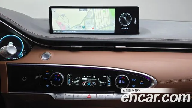 Genesis GV70 — Фото автомобиля 11