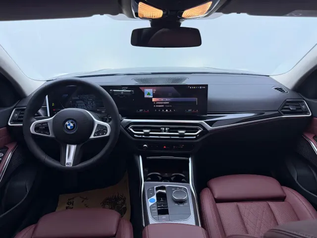 BMW i3 — Фото автомобиля 13