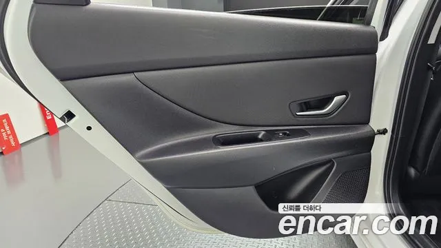 Hyundai Avante CN7 — Фото автомобиля 14