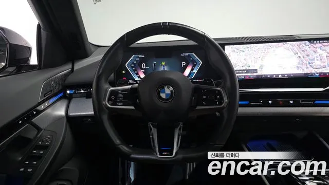 BMW 5-Series 5 серия (G60) 530i xDrive M Sport — Фото автомобиля 12