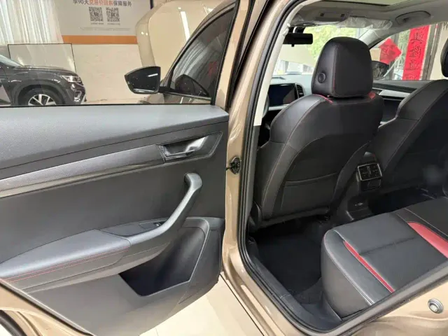 Skoda Karoq — Фото автомобиля 17