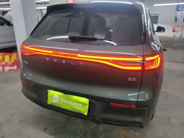 Geely Galaxy E5 — Фото автомобиля 3