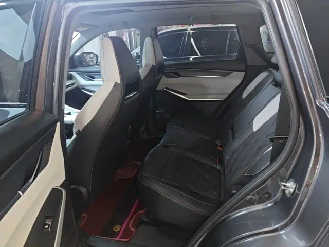 Changan CS75 Plus — Фото автомобиля 16