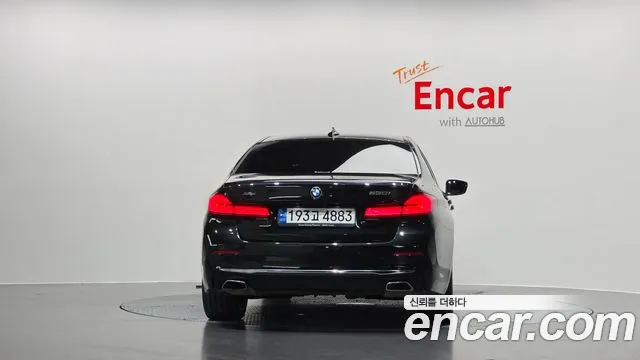 BMW 5 Series G30 — Фото автомобиля 4