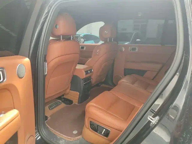 Li Auto L7 — Фото автомобиля 7