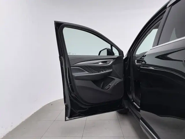 Buick Enclave — Фото автомобиля 8