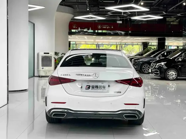Mercedes-Benz C-Class — Фото автомобиля 12