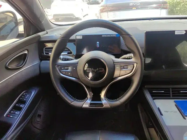 BYD Seal 06 — Фото автомобиля 15