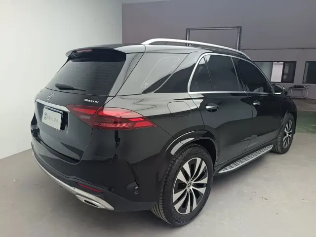 Mercedes-Benz GLE-Class — Фото автомобиля 3
