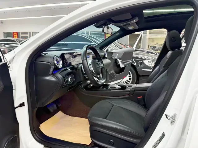 Mercedes-Benz A-Class — Фото автомобиля 7